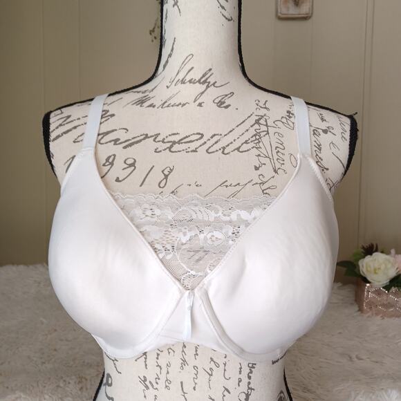 2 Barely Breezies With Modest Lace On Front Size 36D Comfortable White/Black - Picture 2 of 8